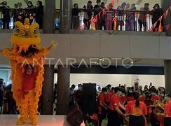 Barongsai Dengan Naga